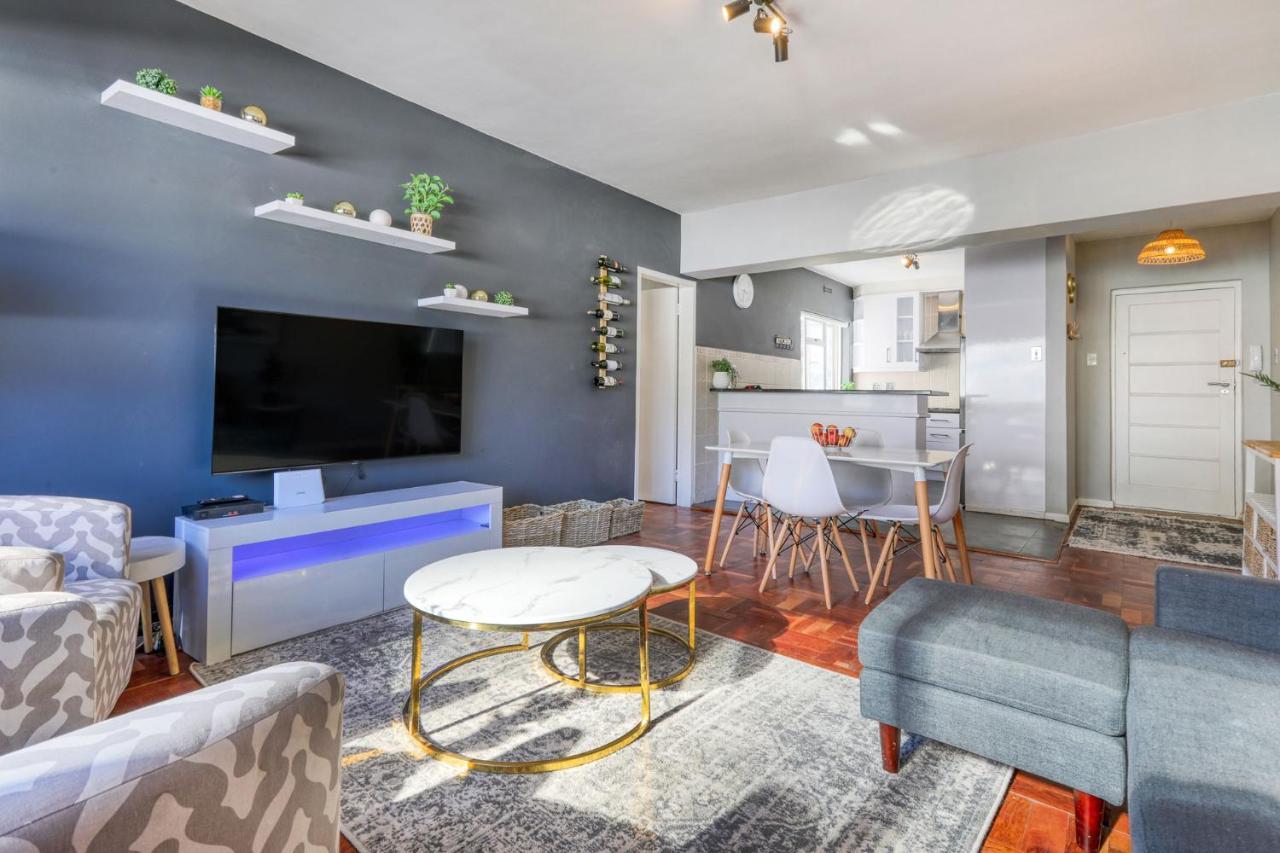 Backup-power Trendy 2 Bed Balcony Apartment *