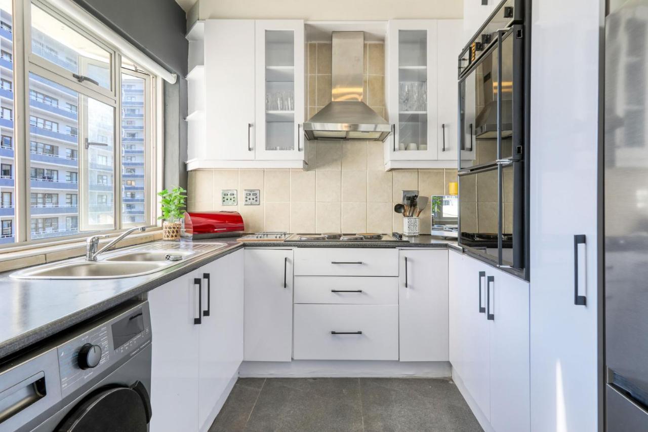Backup-power Trendy 2 Bed Balcony Kapstadt