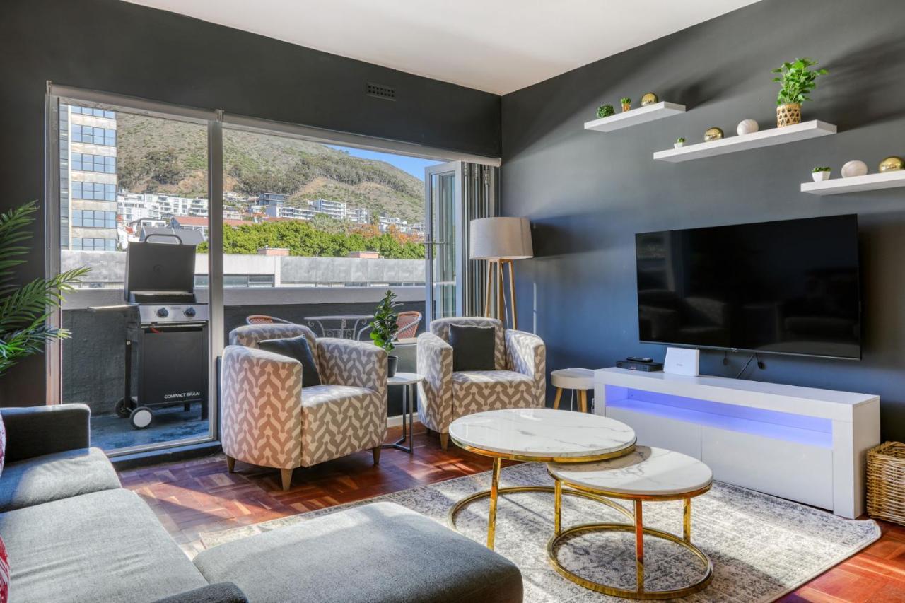 Backup-power Trendy 2 Bed Balcony Apartment *